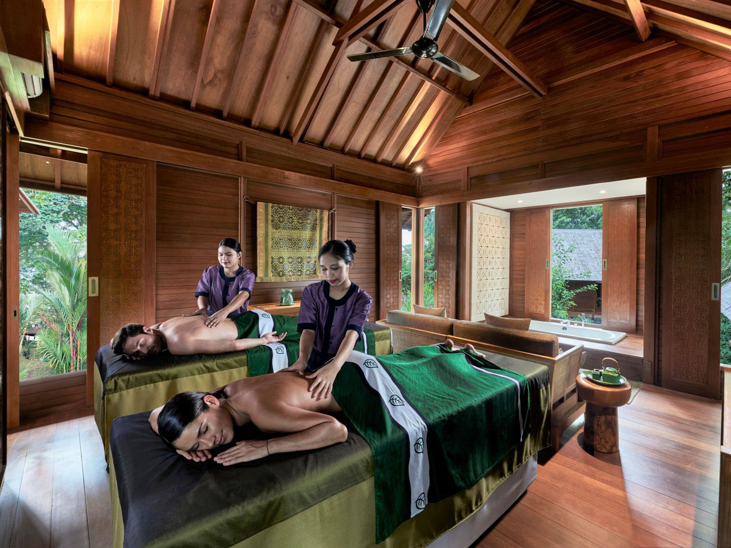 Relaxing Spa & Massage